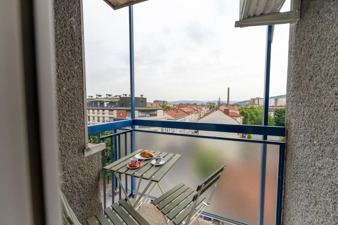Elegant Tour As Studio Gilly With Open Views And A Balcony In The Center Любляна Екстер'єр фото